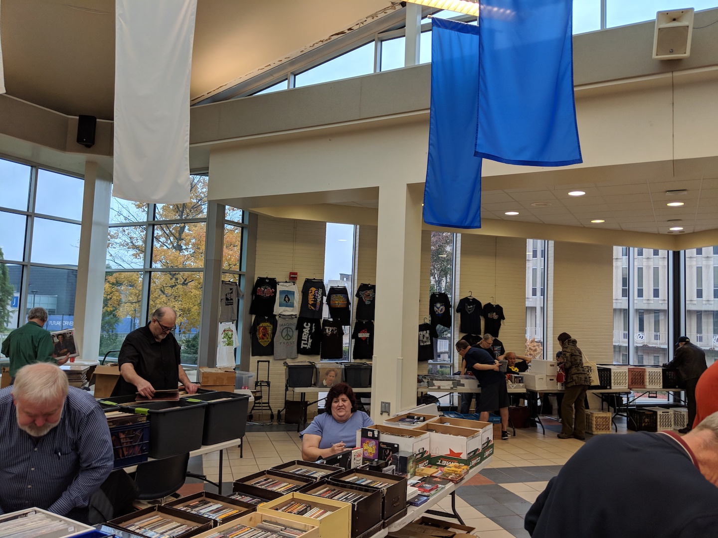 2018 WHFR Record Show gallery image